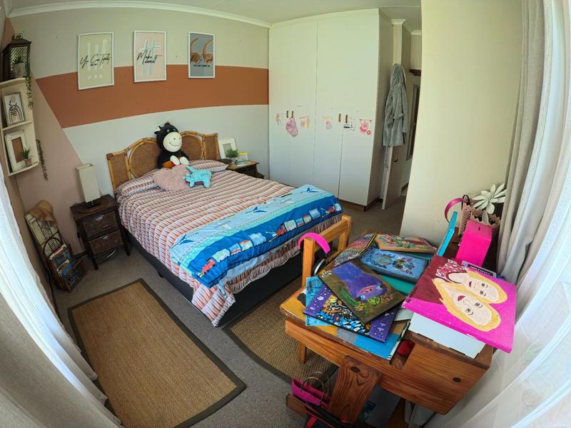 3 Bedroom Property for Sale in Twee Rivieren Western Cape